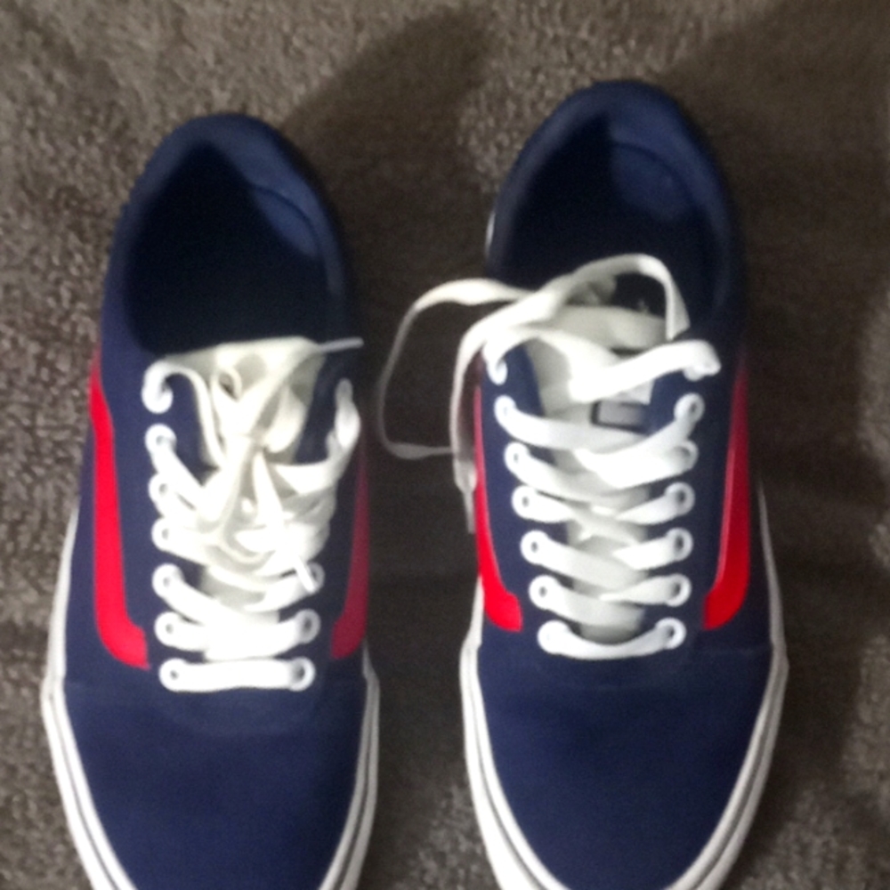 Vans blue and red sneakers size 8 1/2 men 9 1/2 women